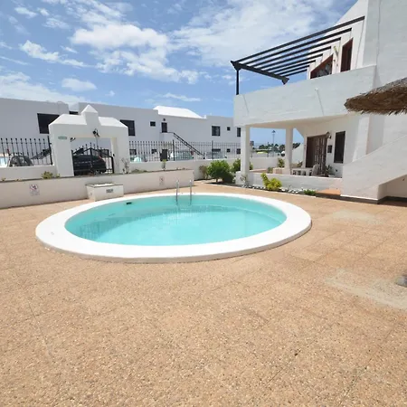 Apartment Sea Carnation Well Located, Pool & Terrace *