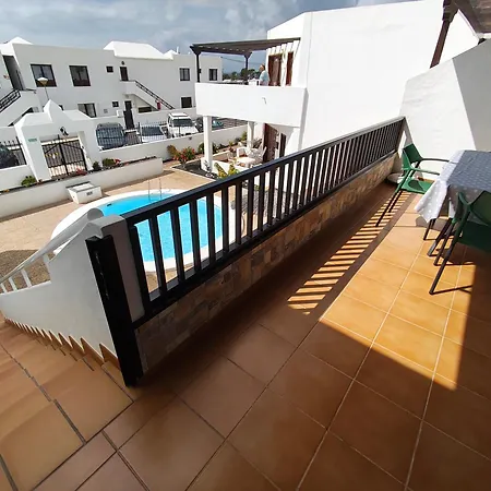 Apartment Sea Carnation Well Located, Pool & Terrace Los Pocillos