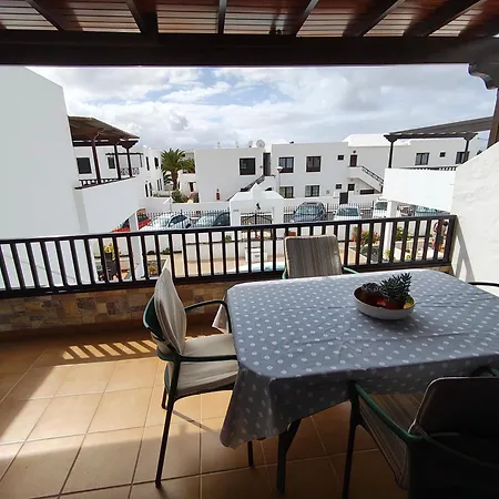 Sea Carnation Well Located, Pool & Terrace Apartment *